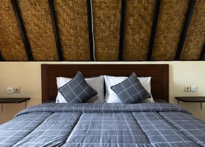 Oemah Batur 4*